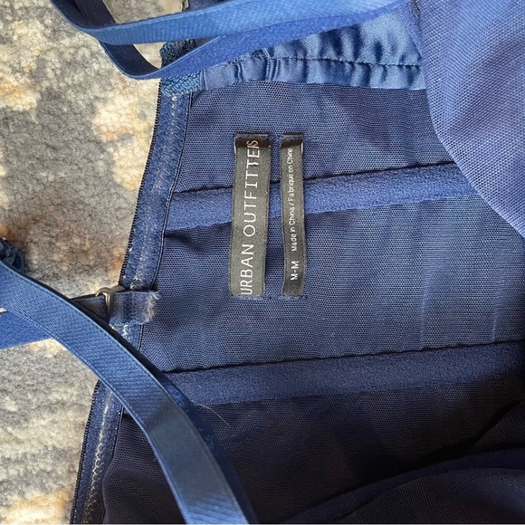 Elegant Blue Satin Bustier - Picture 3 of 5